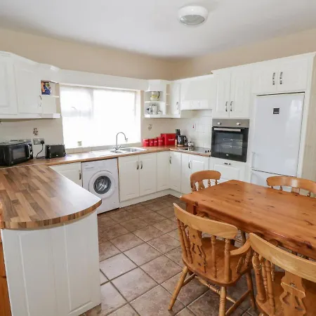 Holiday home Benview House *