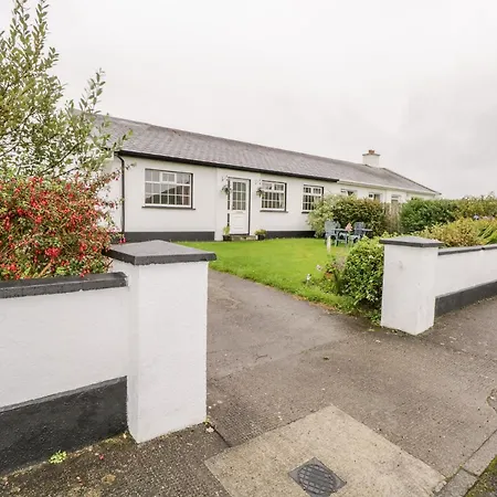 Holiday home Benview House Roundstone